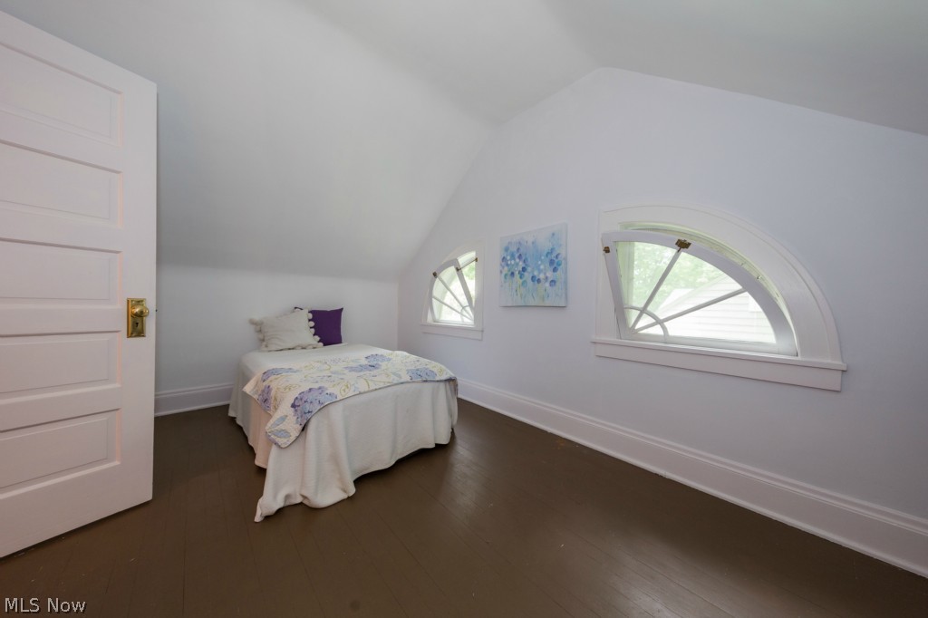 1309 Yellowstone Road Cleveland, OH 44121 - Photo 18 of 25 Gallery Image 18