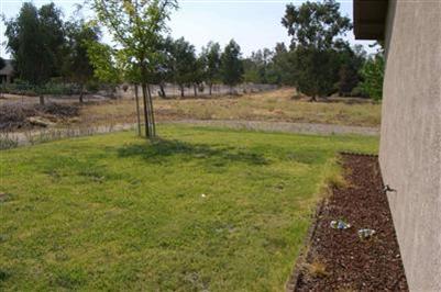 16271 Monreal Road Madera, CA 93636 - Photo 23 of 23 Guest House Side Yard