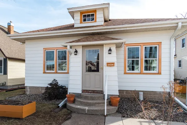 $254,900 | 2026 Winnebago Street, La Crosse, WI 54601