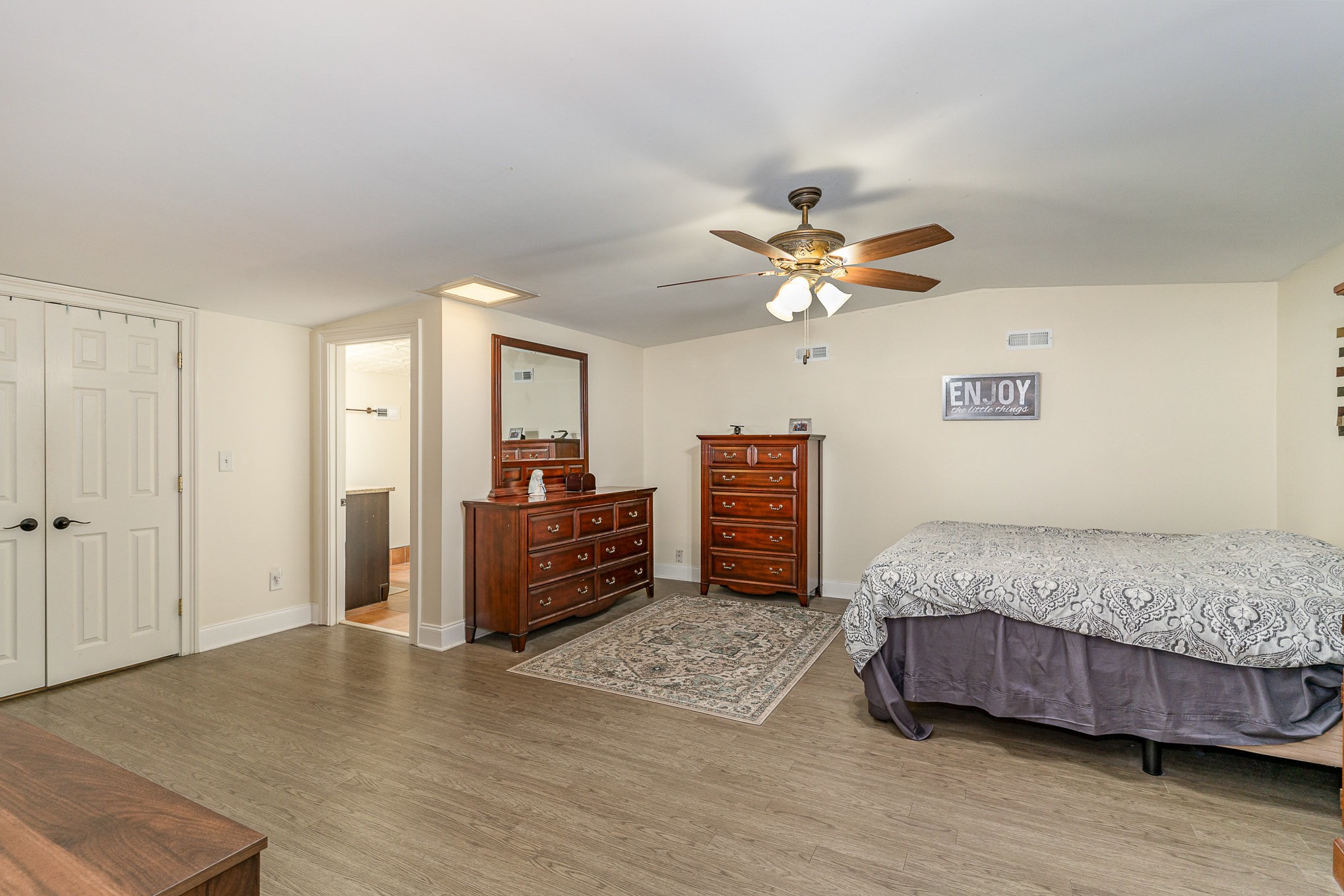 4289 Peytonsville-Trinity Road Franklin, TN 37064 - Photo 52 of 67 a bedroom with furniture and a ceiling fan