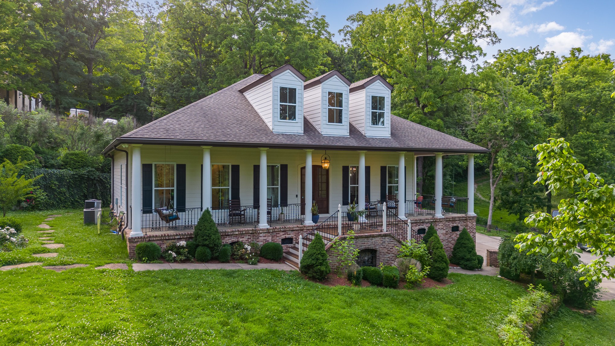 4289 Peytonsville-Trinity Road Franklin, TN 37064 - Photo 8 of 67 a front view of a house with garden and porch