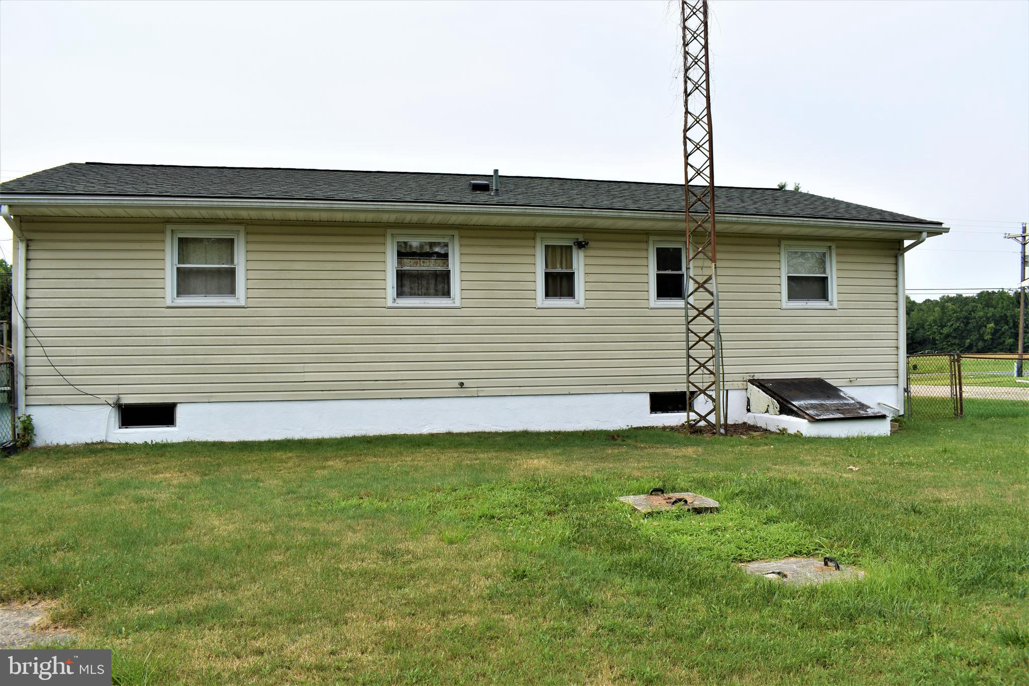 935 Chestnut Grove Road Dover, DE 19904 - Photo 16 of 18 Back of House