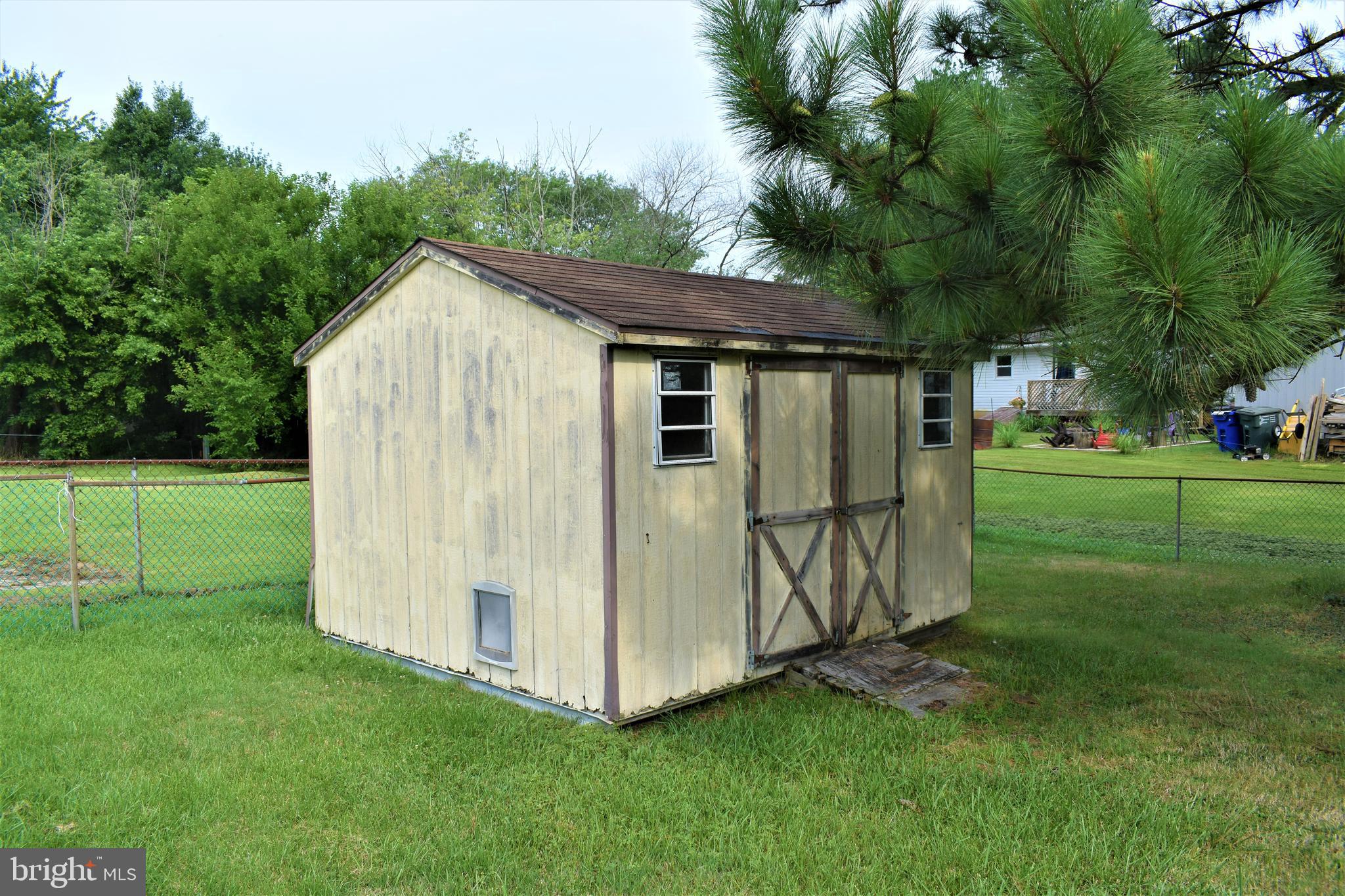 935 Chestnut Grove Road Dover, DE 19904 - Photo 18 of 18 Storage Shed