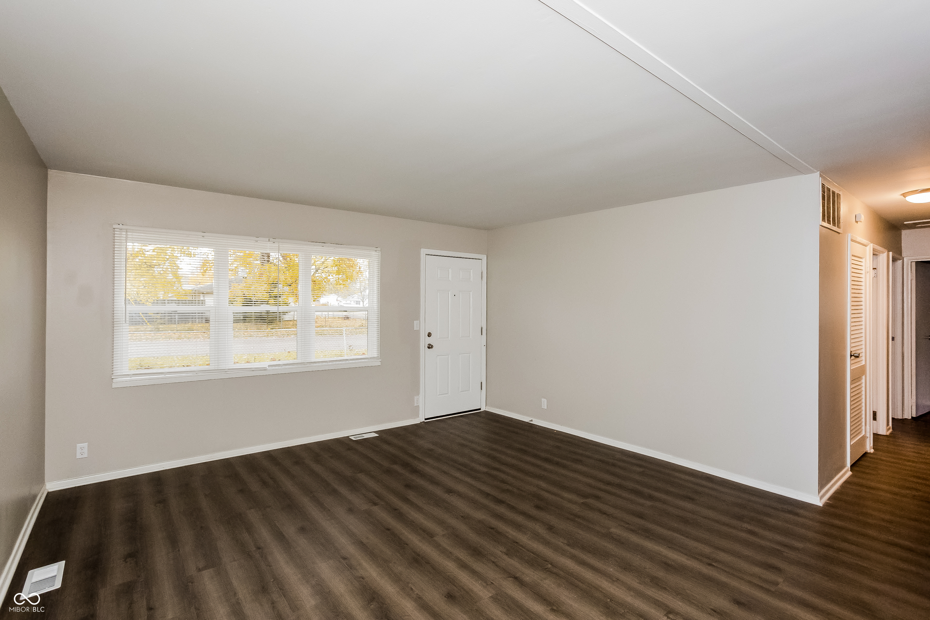 5101 Patricia Street Indianapolis, IN 46224 - Photo 4 of 16