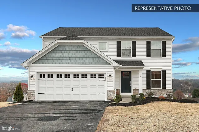 $414,990 | 6328 Liam Drive, Spring Grove, PA 17362