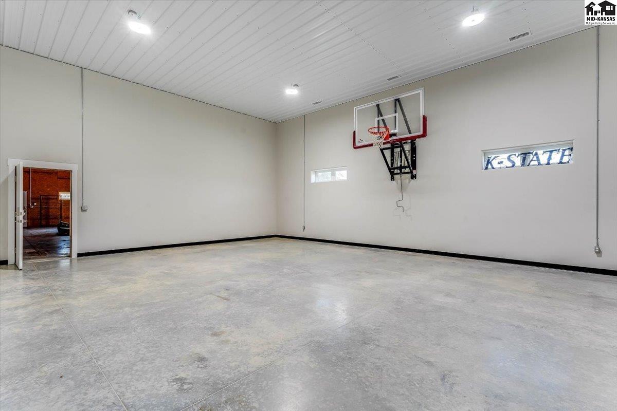 3400 North Buhler Road Buhler, KS 67522 - Photo 22 of 50 Gallery Image 22