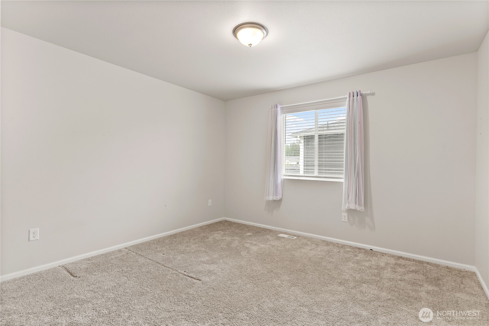 19802 137th Avenue East Graham, WA 98338 - Photo 23 of 35