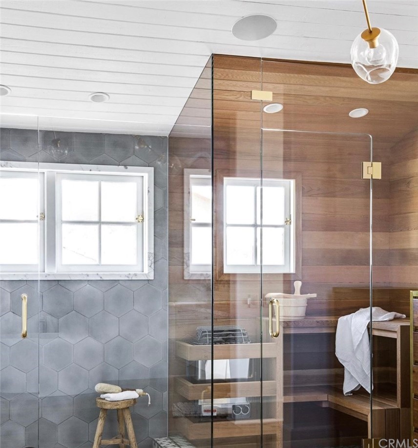 227 Emerald Bay Laguna Beach, CA 92651 - Photo 11 of 15