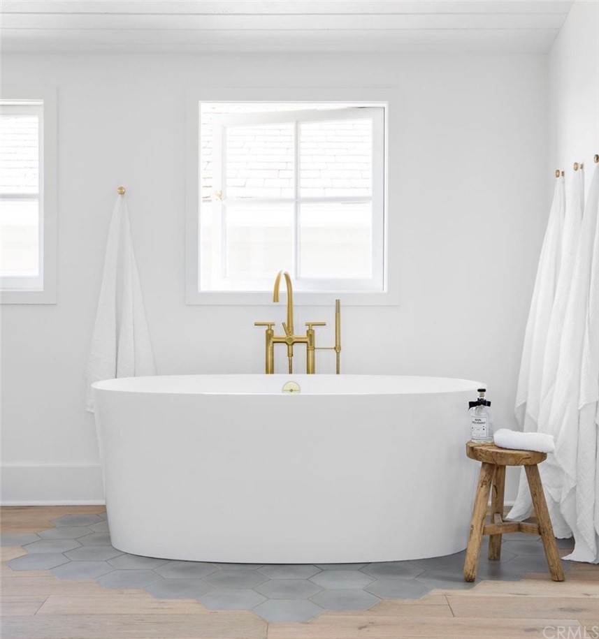 227 Emerald Bay Laguna Beach, CA 92651 - Photo 10 of 15