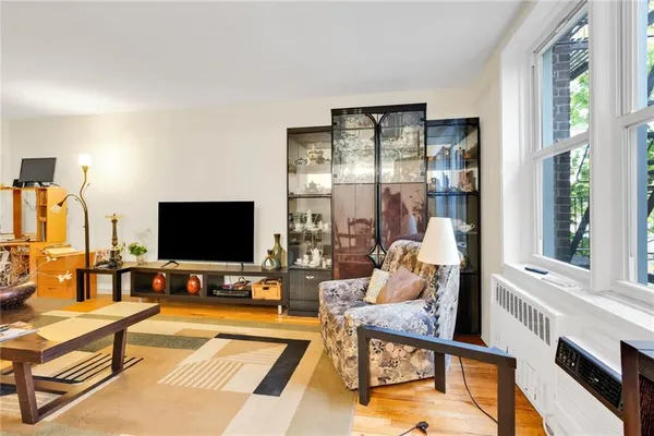 $339,000 | 2155 82nd Street, Unit 3J | Bensonhurst