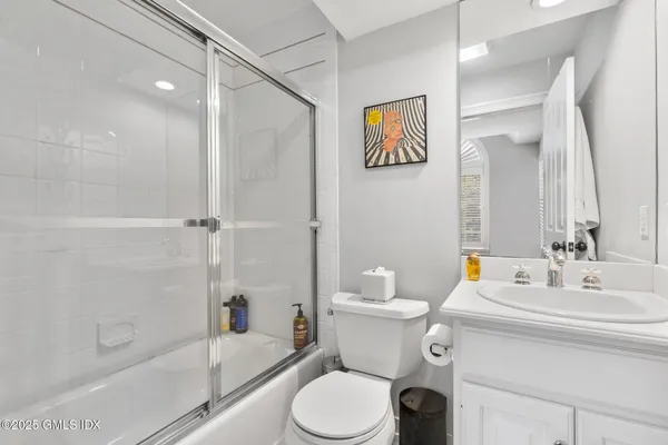 $7,900 | 104 Ritch Avenue West, Unit 6, Greenwich, CT 06830