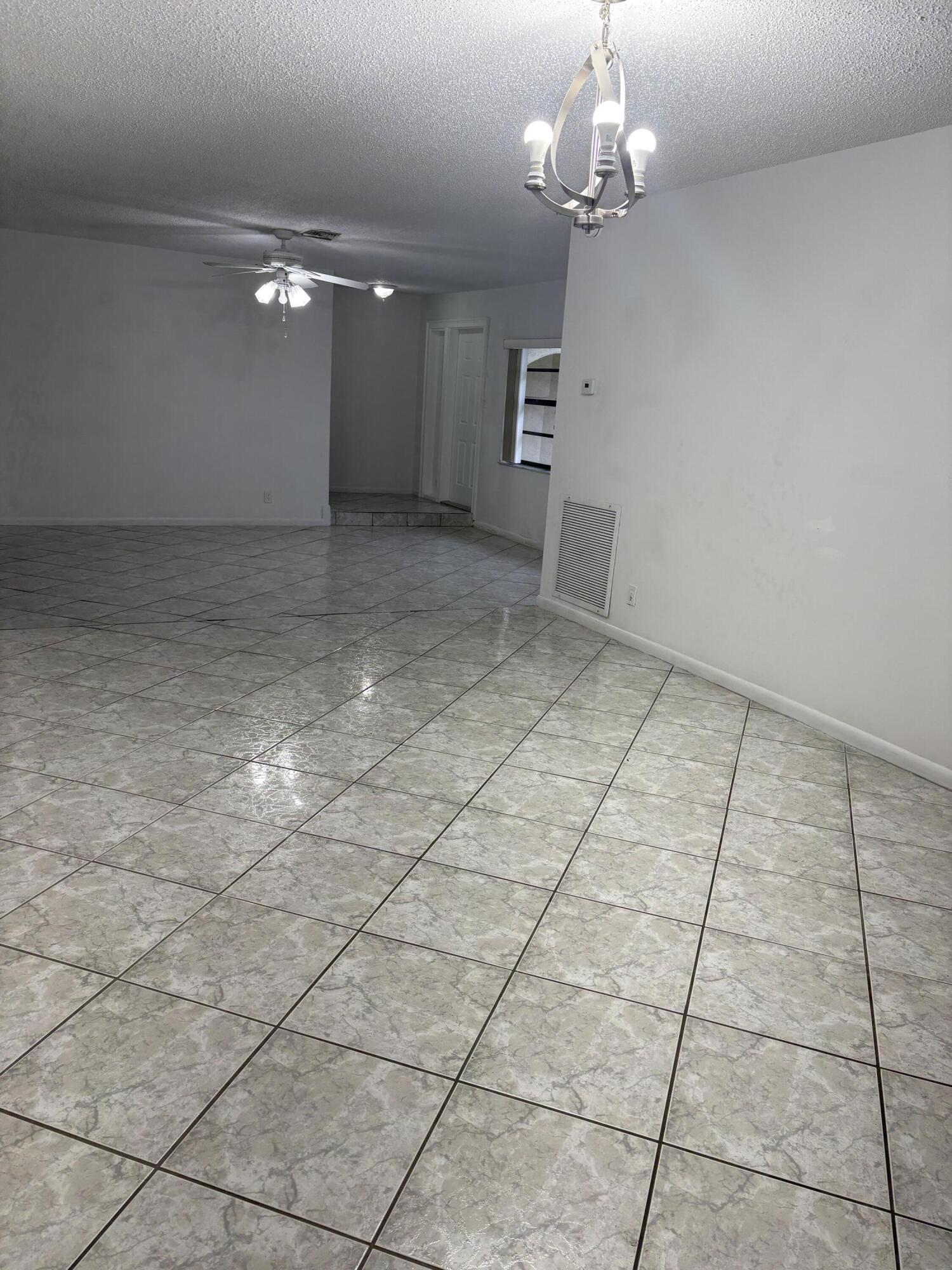 6269 Woodbury Road Boca Raton, FL 33433 - Photo 20 of 21 IMG_2103