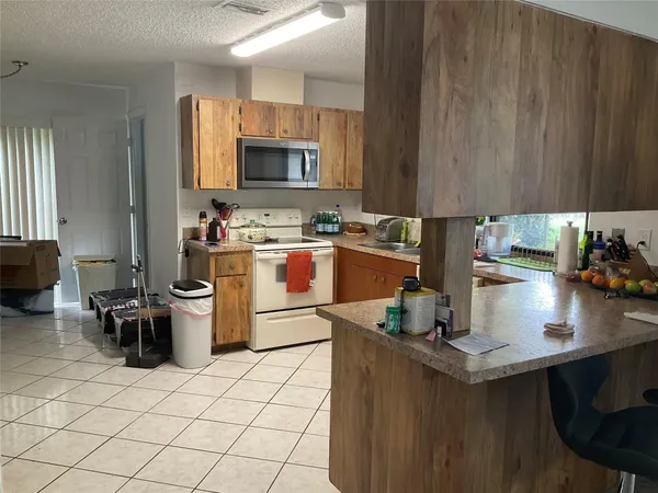 $3,850 | 6269 Woodbury Road, Boca Raton, FL 33433