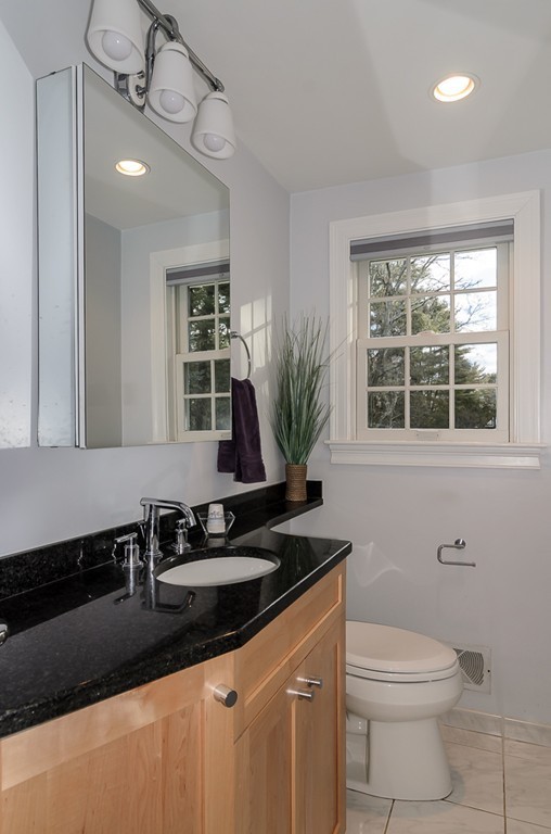 40 Aran Road Westwood, MA 02090 - Photo 12 of 16 Gallery Image 12