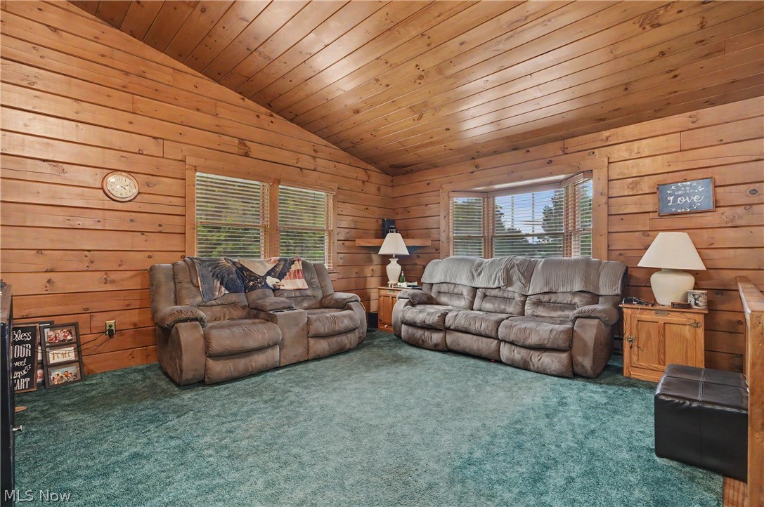 6092 Warren Road Cortland, OH 44410 - Photo 12 of 49 Gallery Image 12