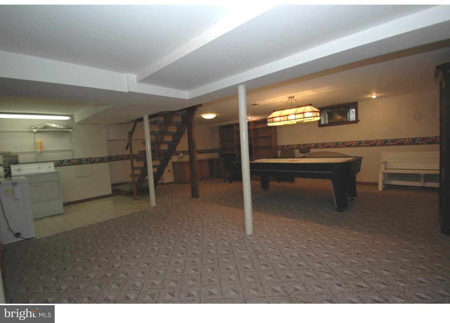 7413 Barclay Road Cheltenham, PA 19012 - Photo 17 of 24 Family Room