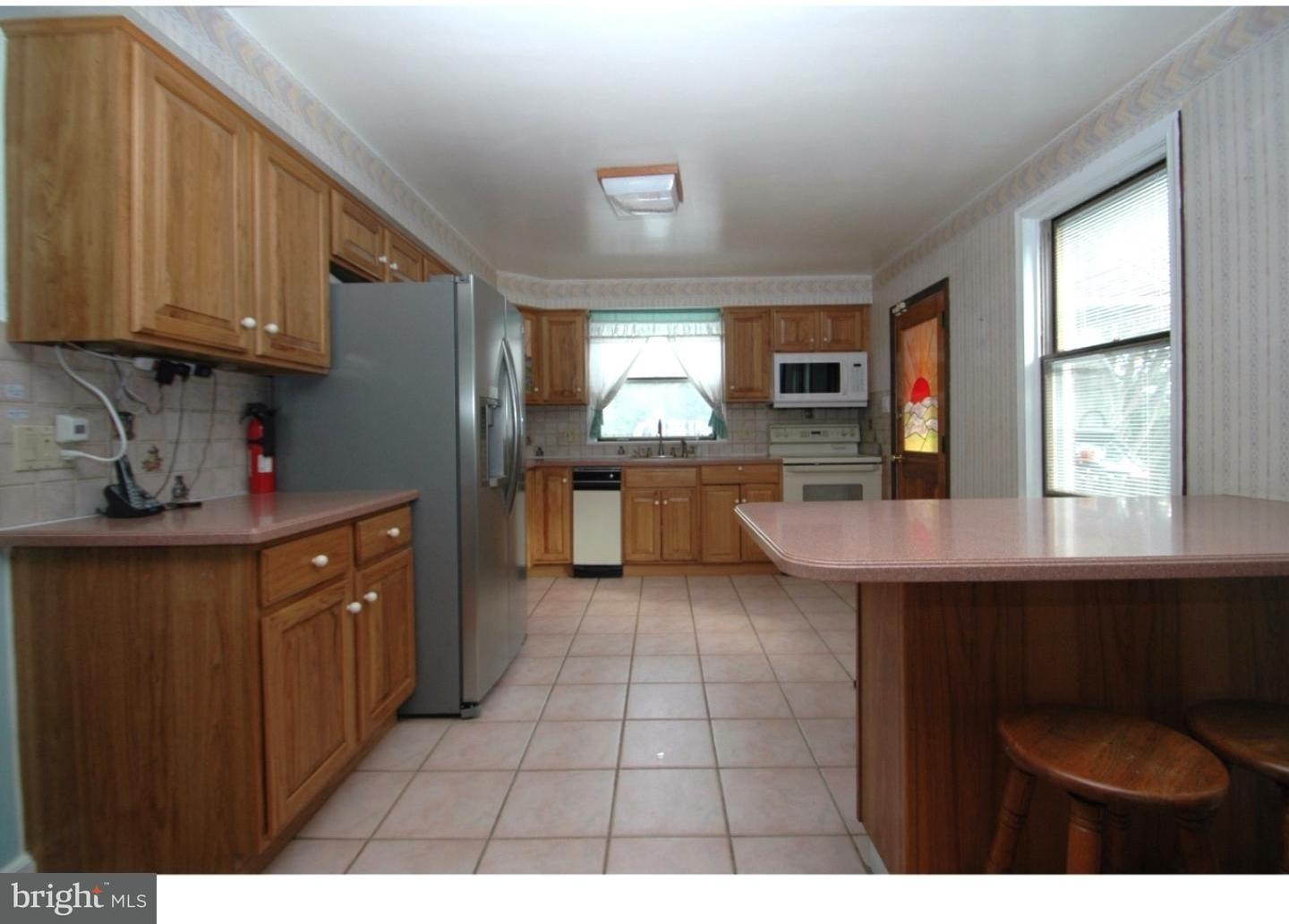 7413 Barclay Road Cheltenham, PA 19012 - Photo 3 of 24 Kitchen