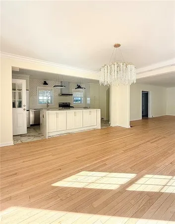$7,495 | 200 West Paces Ferry Road Northwest, Atlanta, GA 30305