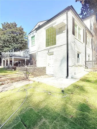 $7,495 | 200 West Paces Ferry Road Northwest, Atlanta, GA 30305