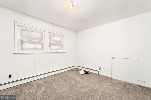 $230,000 | 700 Elizabeth Avenue, Lindenwold, NJ 08021