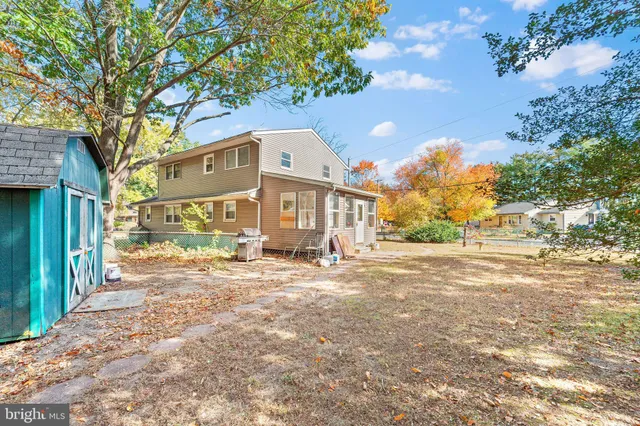 $230,000 | 700 Elizabeth Avenue, Lindenwold, NJ 08021