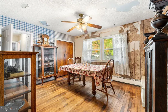 $230,000 | 700 Elizabeth Avenue, Lindenwold, NJ 08021