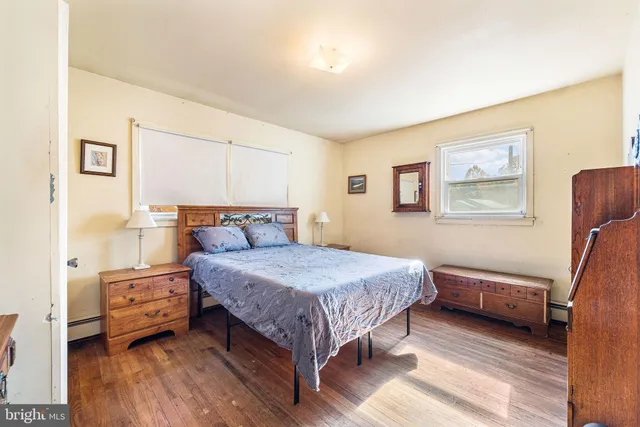 $230,000 | 700 Elizabeth Avenue, Lindenwold, NJ 08021