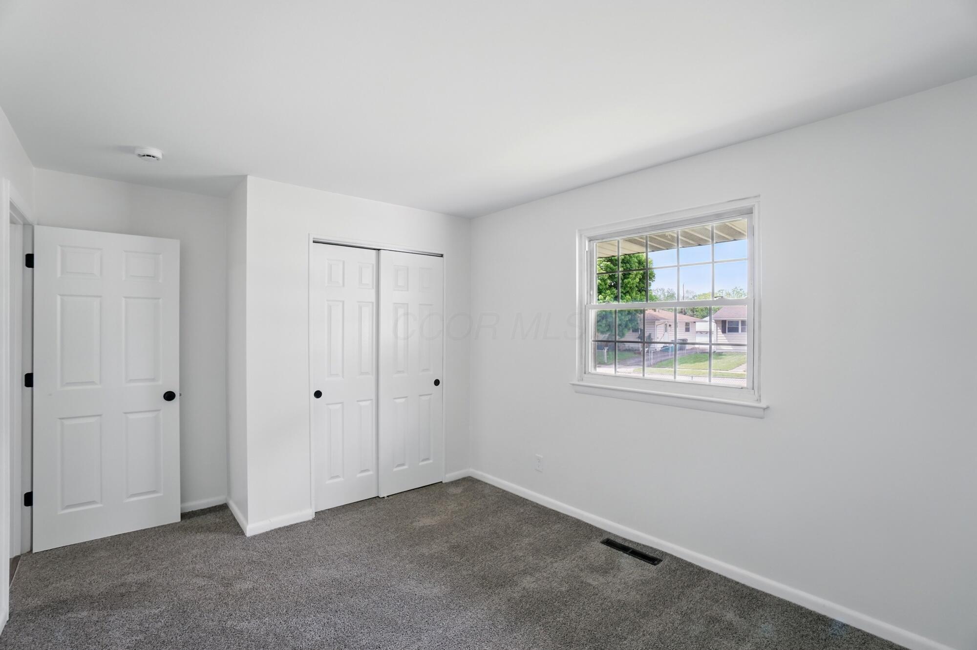 273 East Alcott Road Columbus, OH 43207 - Photo 20 of 36 1st Bedroom