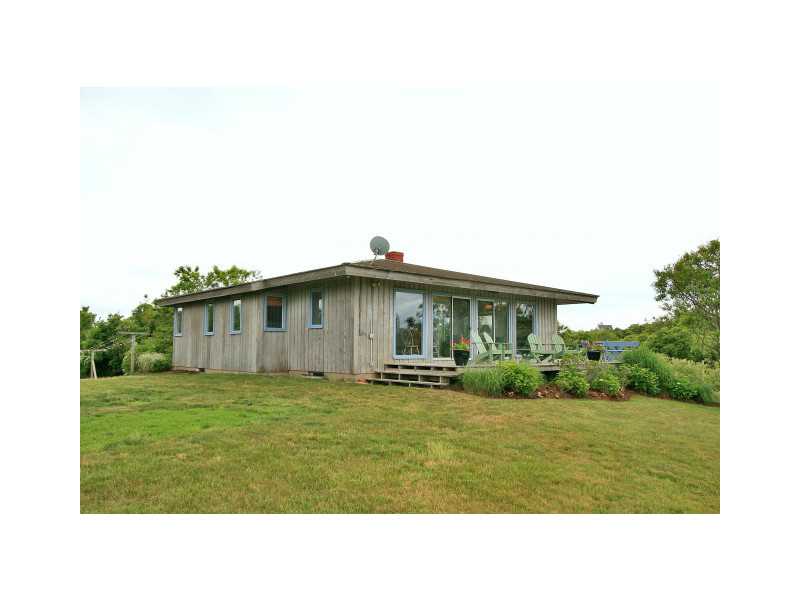 919 Coast Guard Road Block Island, RI 02807 - Photo 19 of 25 Exterior Front.