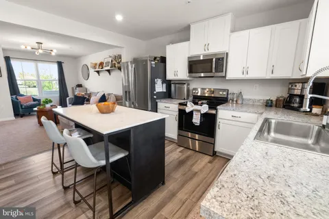 $354,900 | 5 Castle Drive, Gilbertsville, PA 19525