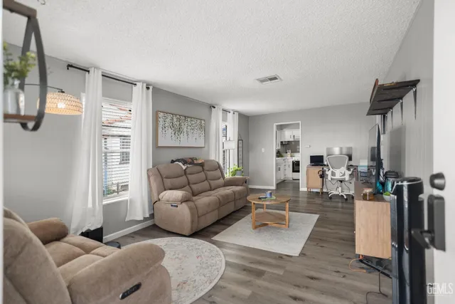 $185,000 | Undisclosed Address, Taft, CA 93268