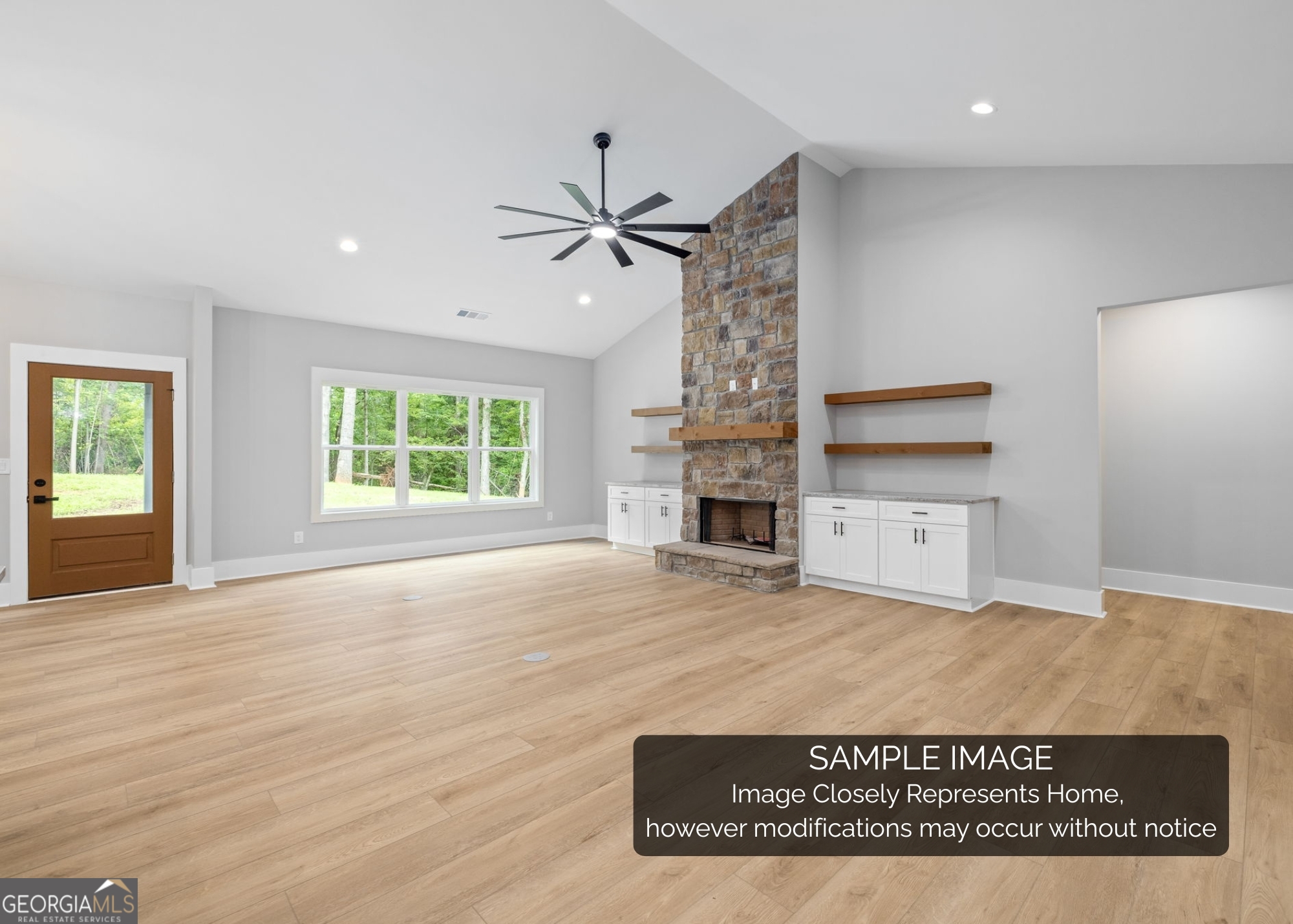 214 Signing Tree Trail Clarkesville, GA 30523 - Photo 3 of 8