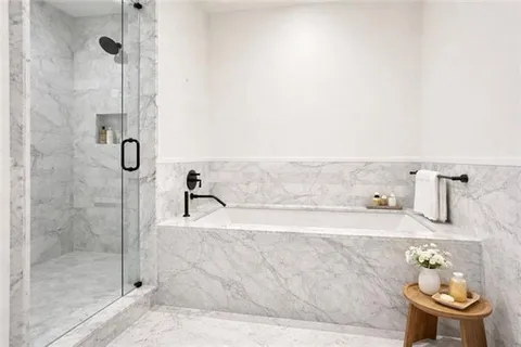 $1,325,000 | 1001 Julia Street, Unit 14E, New Orleans, LA 70113