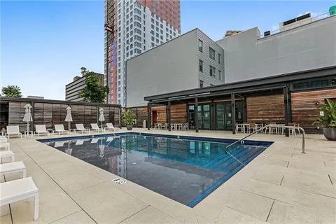 $1,325,000 | 1001 Julia Street, Unit 14E, New Orleans, LA 70113