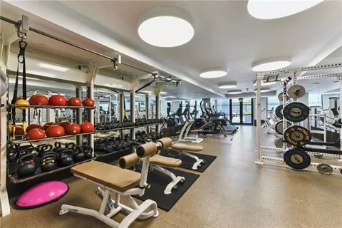 $1,325,000 | 1001 Julia Street, Unit 14E, New Orleans, LA 70113