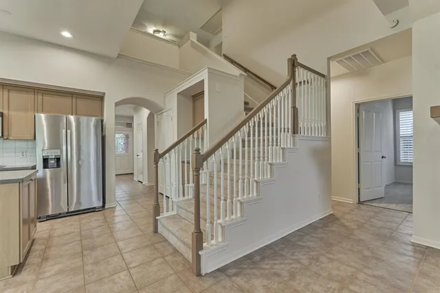 $2,650 | 89 North Apple Springs Circle, The Woodlands, TX 77382