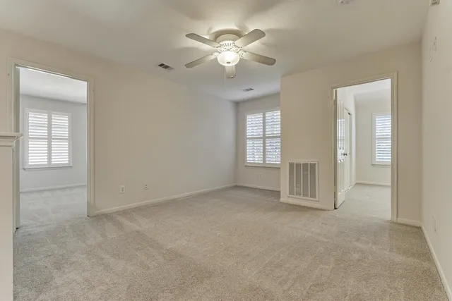 $2,650 | 89 North Apple Springs Circle, The Woodlands, TX 77382