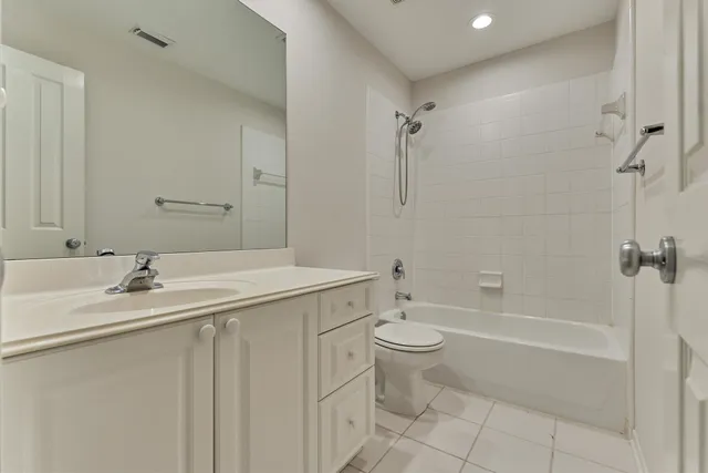 $2,650 | 89 North Apple Springs Circle, The Woodlands, TX 77382