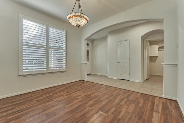 $2,650 | 89 North Apple Springs Circle, The Woodlands, TX 77382