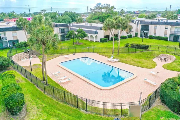 $170,000 | 709 Russell Lane, Unit 222, Brandon, FL 33510