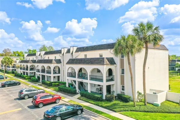 $170,000 | 709 Russell Lane, Unit 222, Brandon, FL 33510