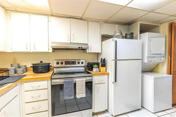 $170,000 | 709 Russell Lane, Unit 222, Brandon, FL 33510