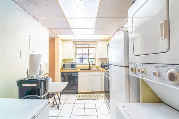 $170,000 | 709 Russell Lane, Unit 222, Brandon, FL 33510