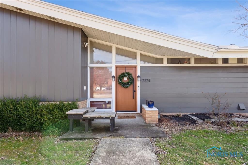 2324 River Road Maumee, OH 43537 - Photo 2 of 36 Gallery Image 2