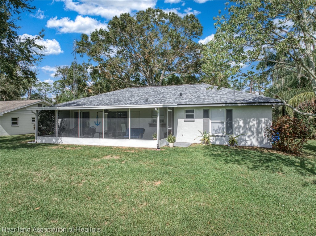 3309 Golfview Road Sebring, FL 33875 - Photo 3 of 46