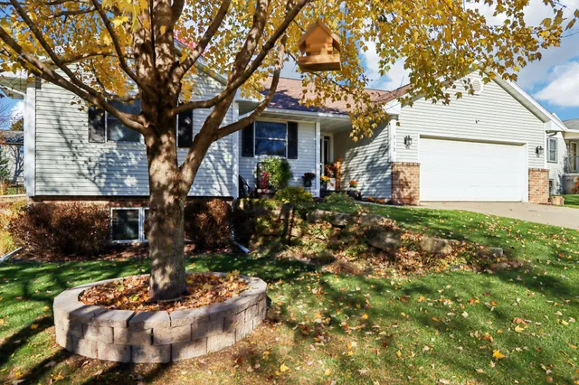 $515,000 | 712 Brookview Trail, Mount Horeb, WI 53572