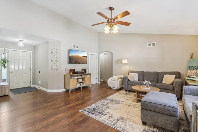 $515,000 | 712 Brookview Trail, Mount Horeb, WI 53572