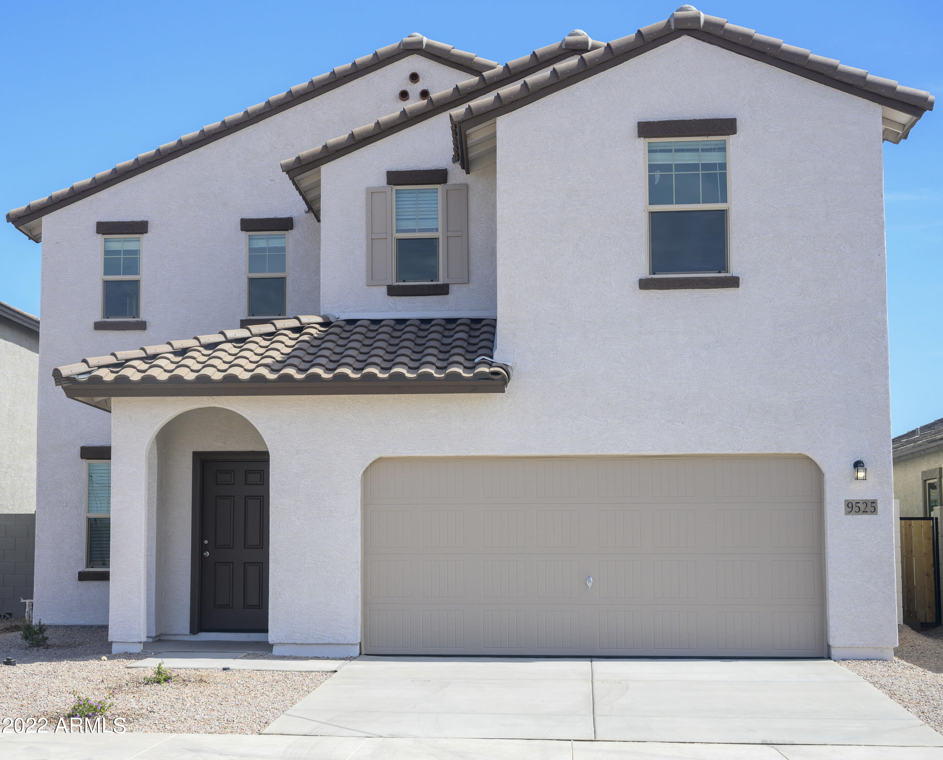 9525 West Illini Street Tolleson, AZ 85353 - Photo 2 of 36 Fronthouse