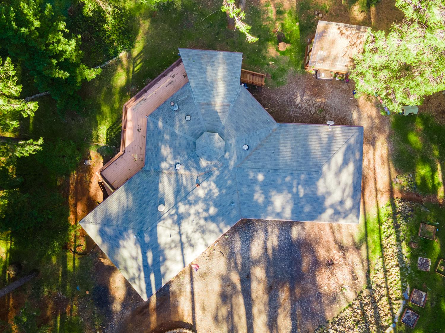 22700 Johnson Valley Road Foresthill, CA 95631 - Photo 40 of 68 a view of a yard