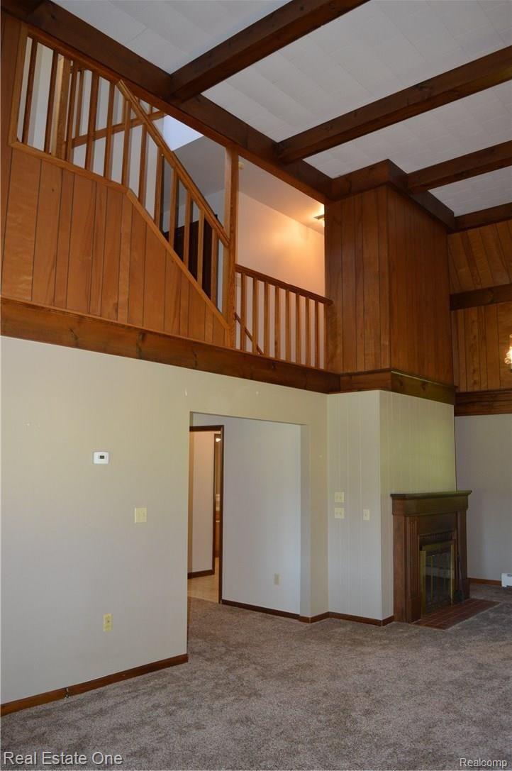 2220 North Tipsico Lake Road Highland, MI 48357 - Photo 14 of 91 DSC_0036.JPG